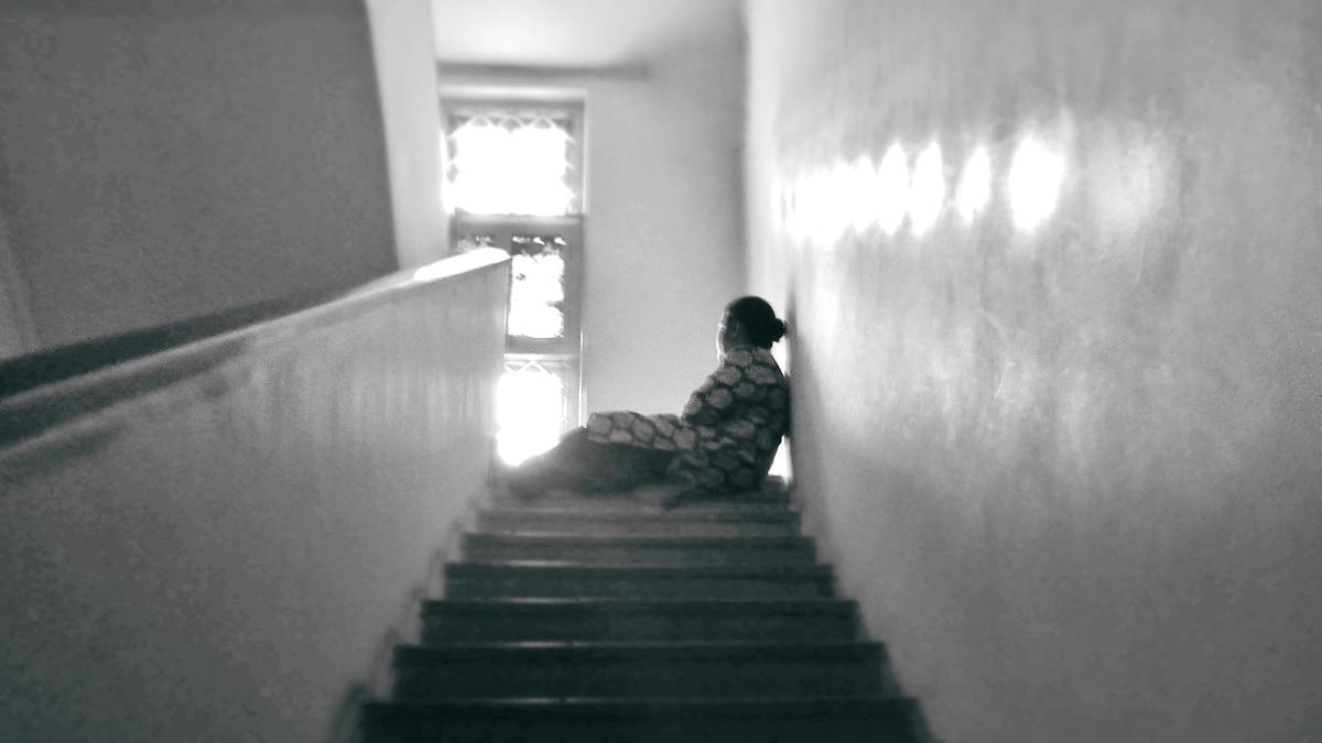 bengaluru-woman-booked-for-killing-minor-daughter,-attempt-to-end-own-life