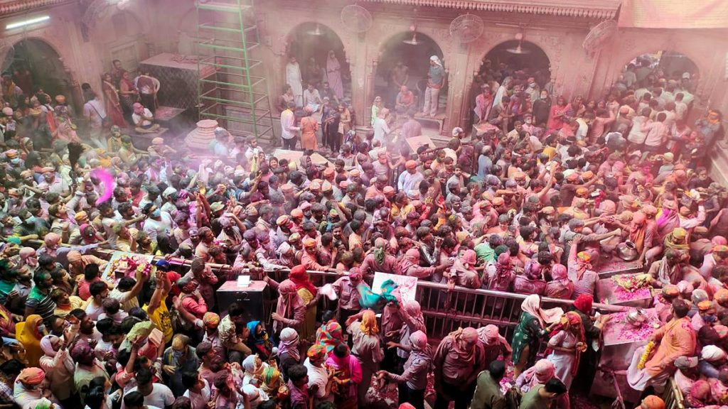 SC questions U.P.’s use of ordinance to take control of Banke Bihari temple
