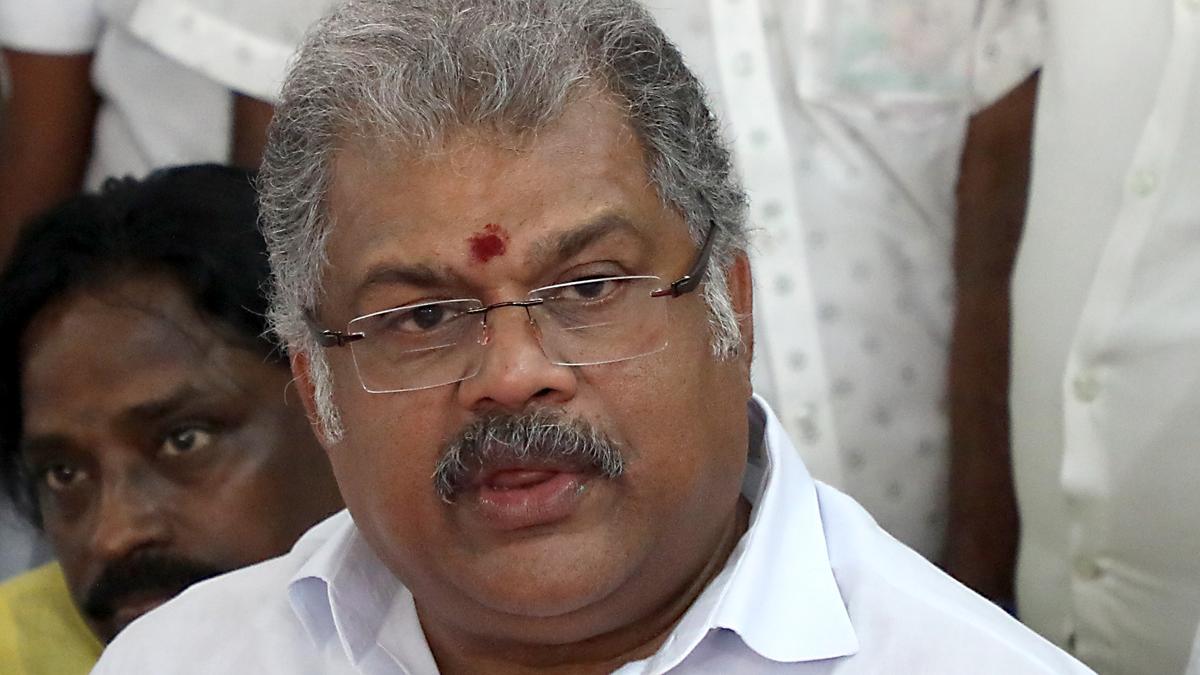 vasan-urges-tn.-government-to-hold-talks-with-protesting-sanitation-workers-in-chennai
