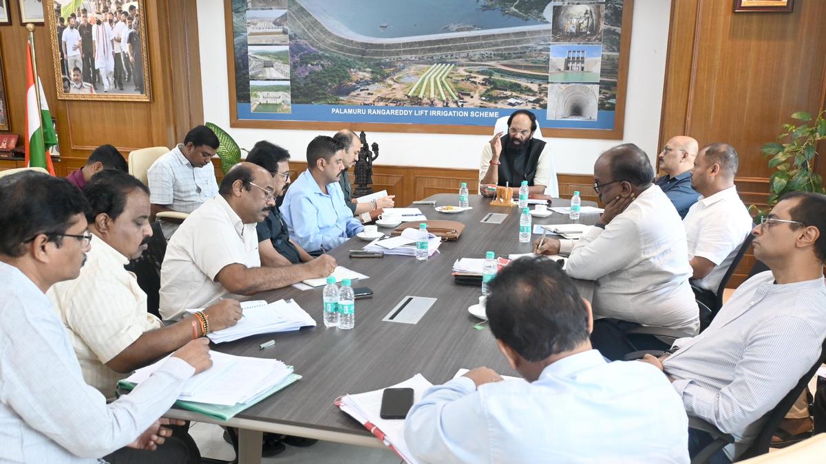 minister-wants-officials-to-speed-up-preparatory-work-to-resume-slbc-tunnel-excavation
