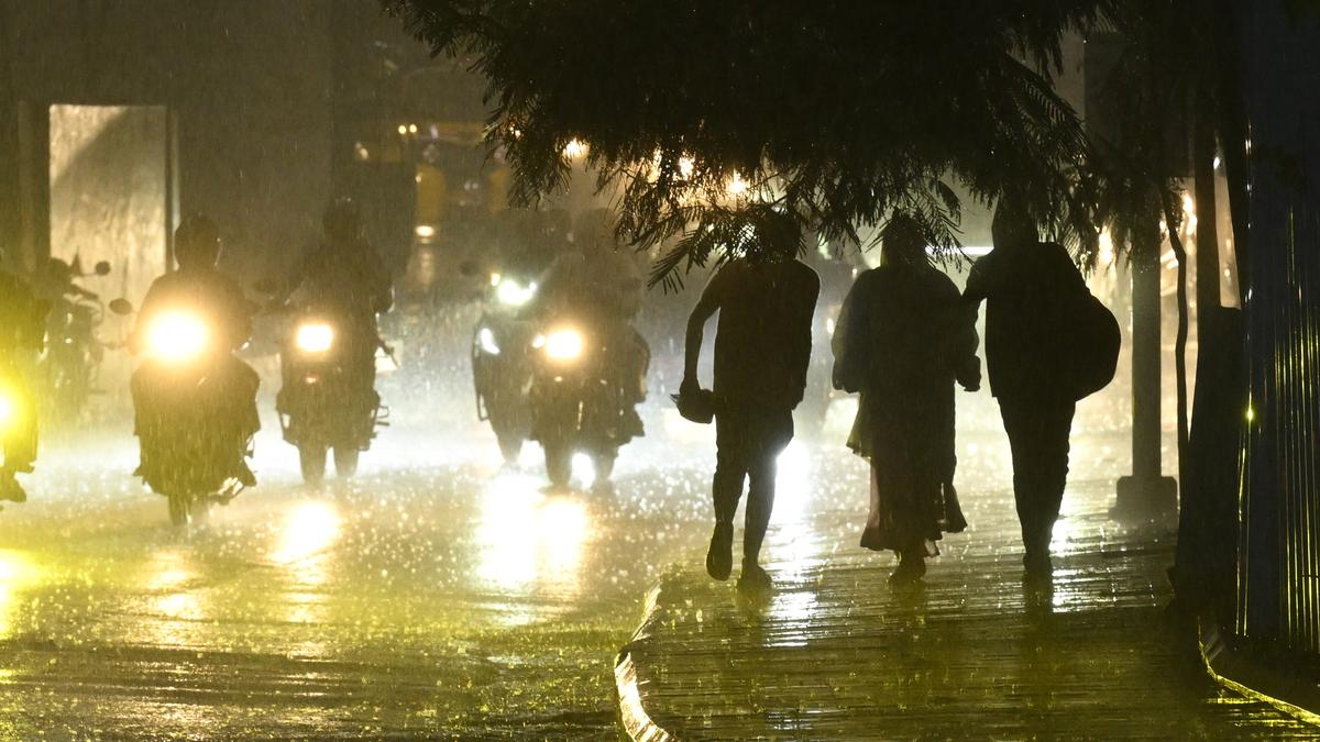 hyderabad-rain-warnings-prompt-a-push-for-staggered-timings-in-tech-hub