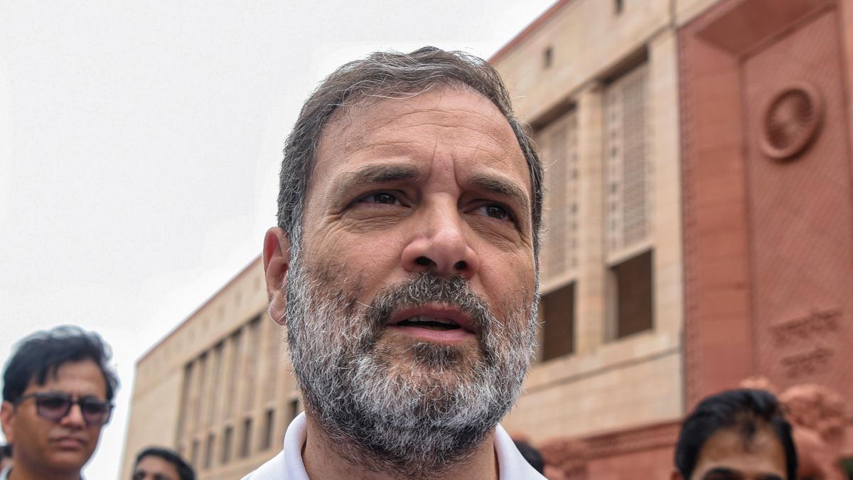 opposition-march-to-eci-live:-rahul-gandhi-to-lead-india-bloc-mps-in-protest-from-parliament