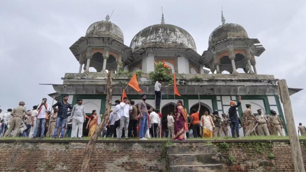 Tension mounts in Uttar Pradesh’s Fatehpur as mob vandalises tomb 