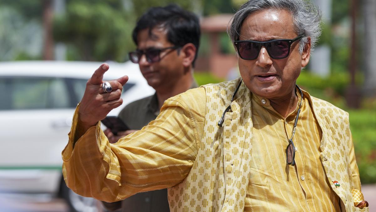 did-trump-slap-tariffs-for-not-getting-india-pakistan-ceasefire-‘credit’,-asks-opposition