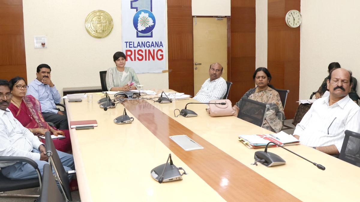 hyderabad-gears-up-for-three-day-heavy-rain;-collector-cancels-revenue-officials’-leave