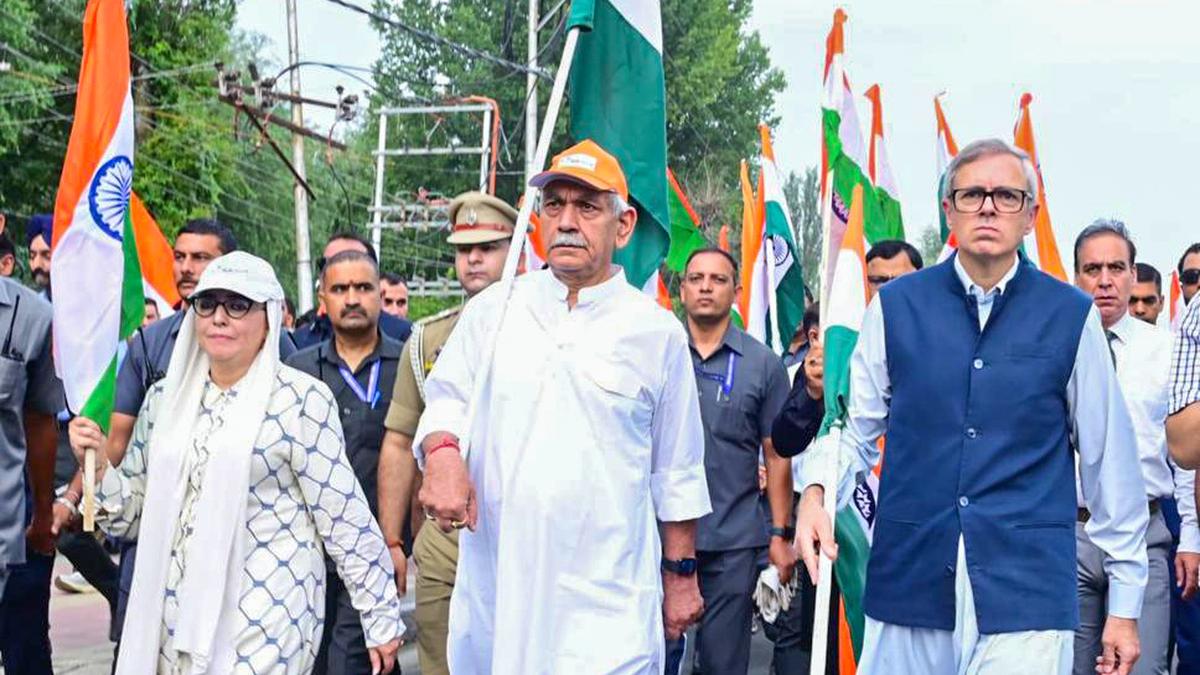 cherish-tiranga,-uphold-its-timeless-ideals-of-secularism,-brotherhood,-says-j&k-cm-omar-abdullah