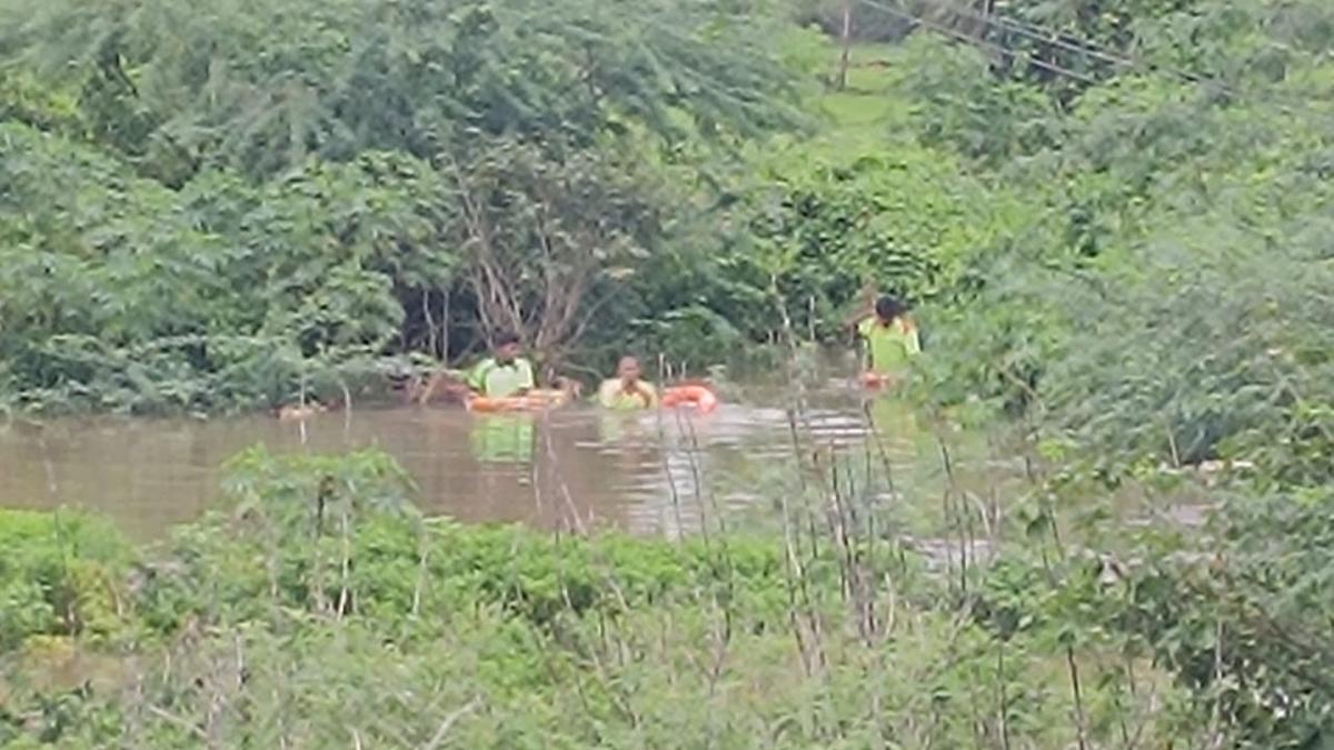 flash-flood-washes-away-two-women-in-tiruvannamalai-district