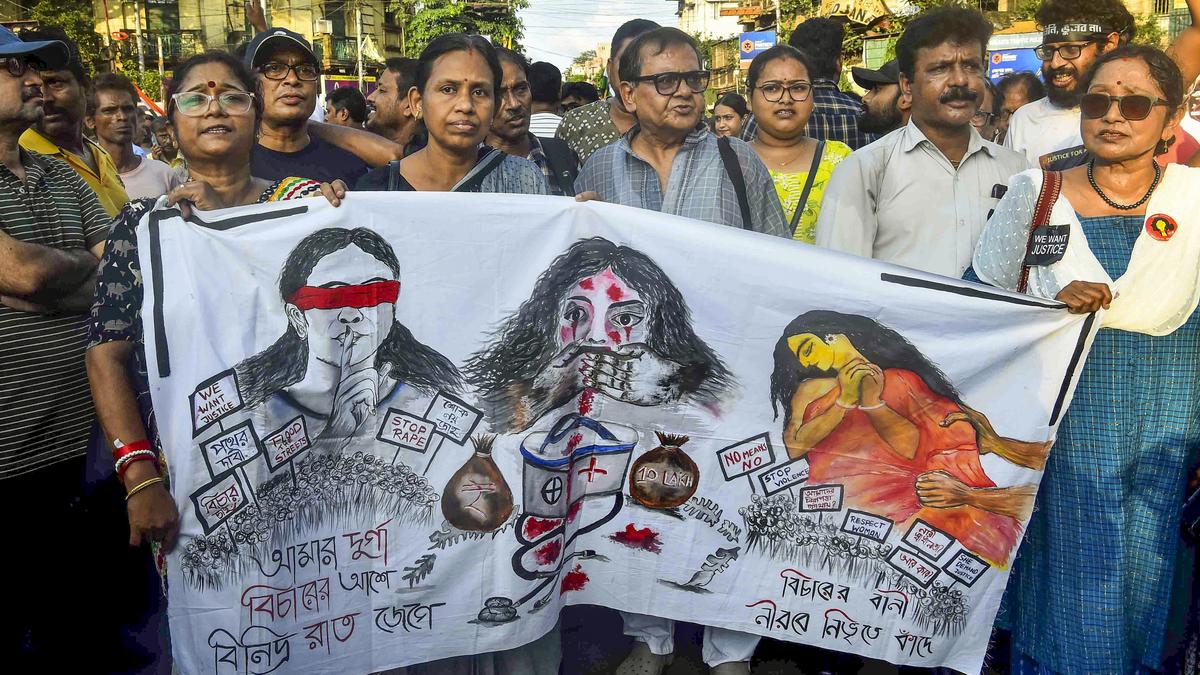 one-held-for-‘assaulting’-police-constable-during-rg-kar-crime-anniversary-protest