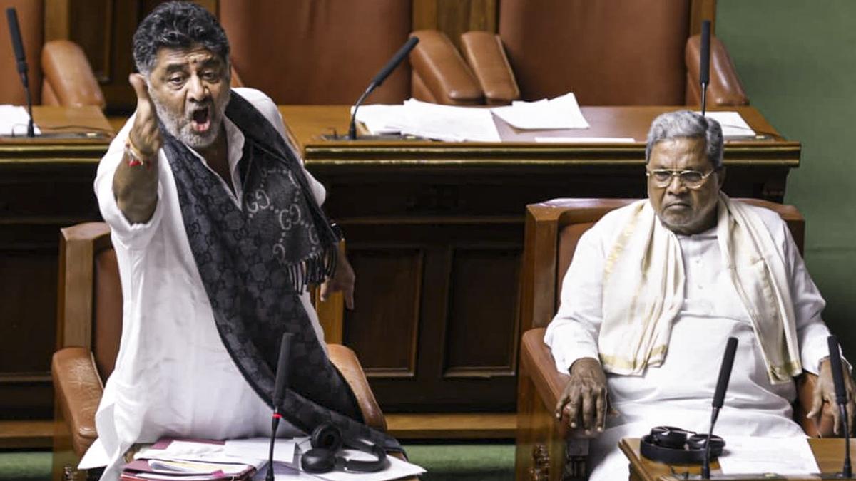 assembly-witnesses-heated-exchange-between-ashwath-narayan-and-shivakumar-over-urea-shortage