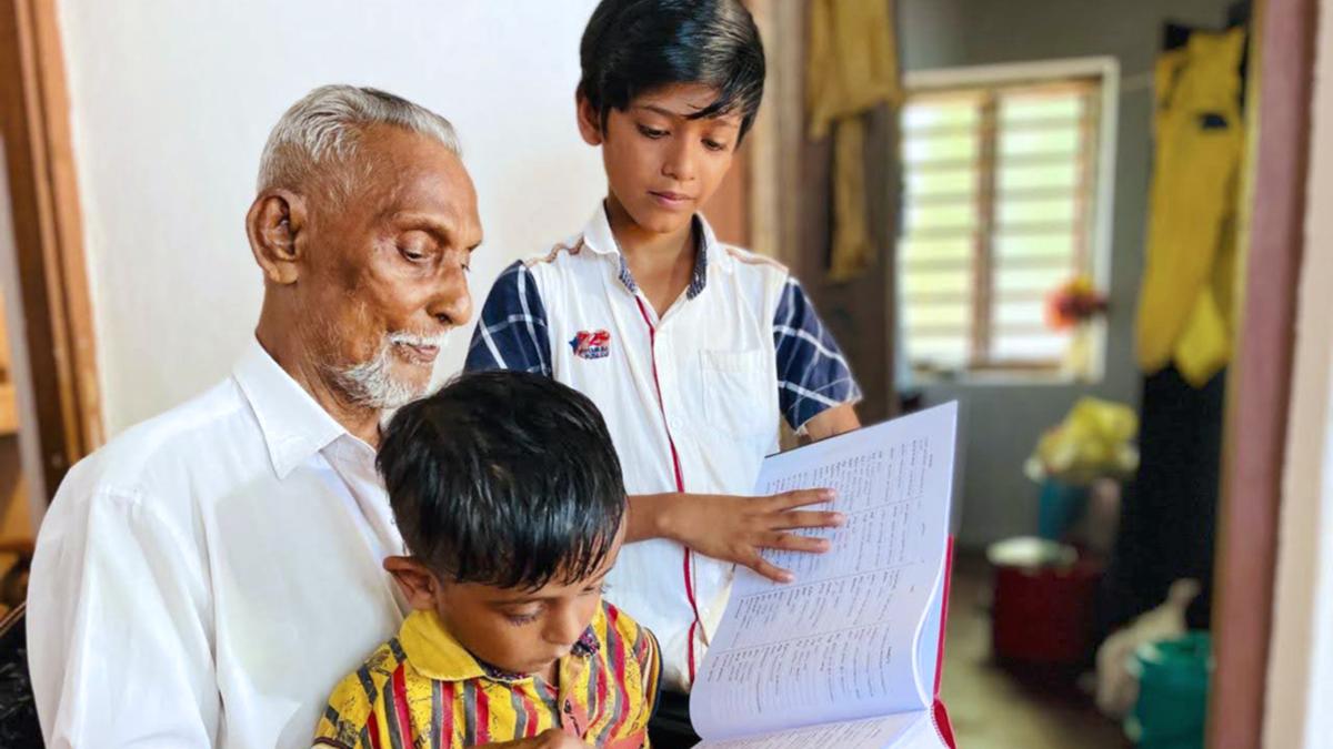 njattyela-sreedharan,-self-taught-linguist-and-creator-of-four-language-dravidian-dictionary,-passes-away-at-87