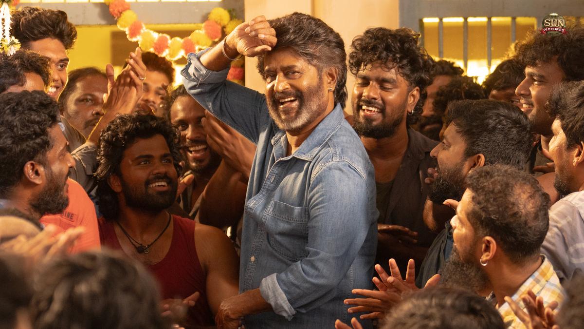 ‘coolie’-movie-review:-rajinikanth,-soubin-shahir-shoulder-lokesh-kanagaraj’s-dull-crime-drama