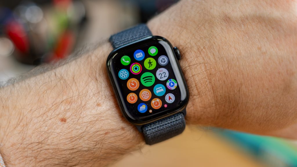 Apple Watch Series 10 gets the blood oxygen sensor back with $100 discount