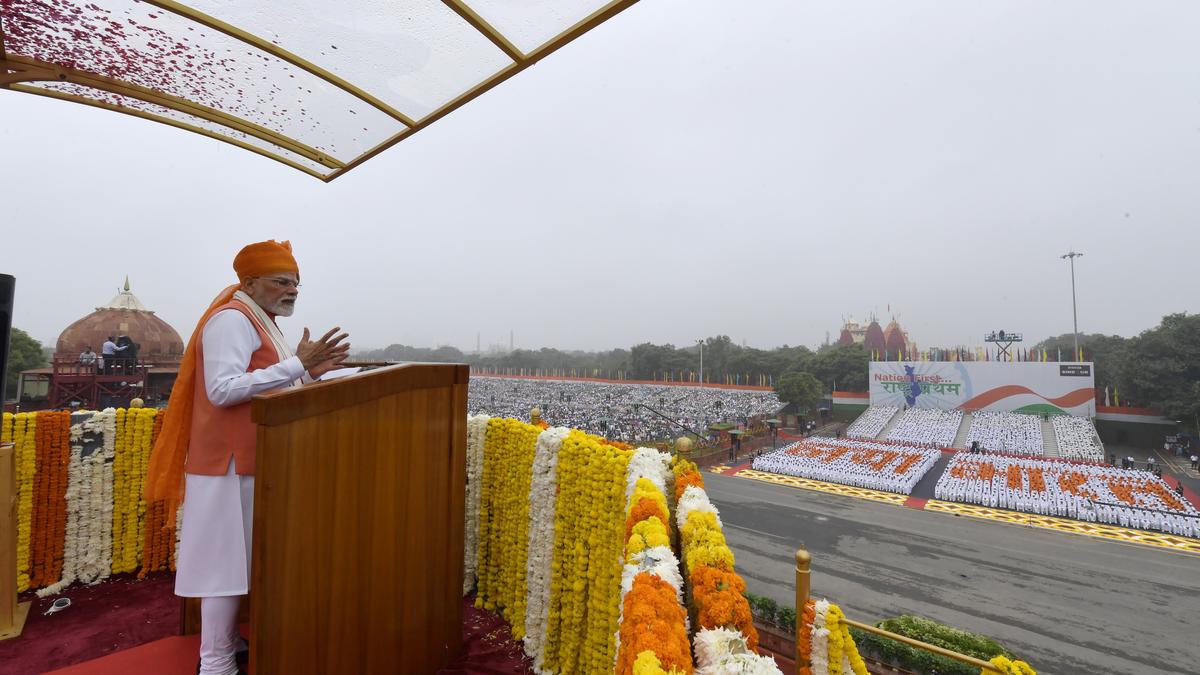 pm’s-praise-of-rss-in-i-day-speech-troubling,-his-desperate-attempt-to-appease-sangh:-congress