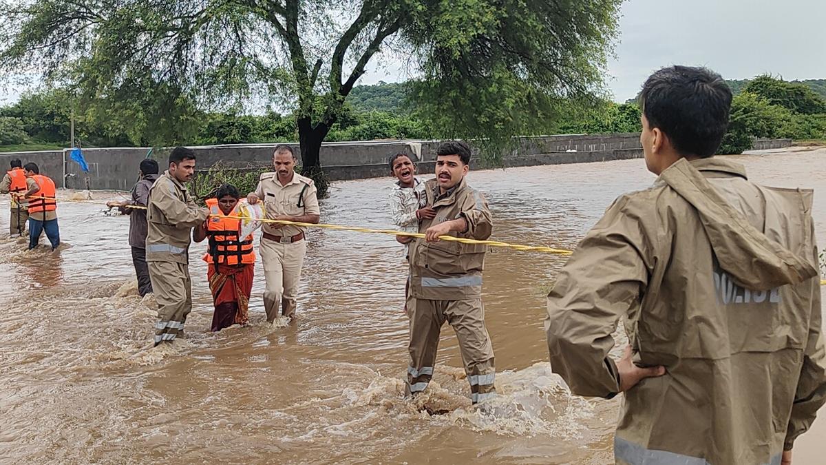 heavy-rains-batter-erstwhile-adilabad-district;-kaddam-project-gates-lifted 