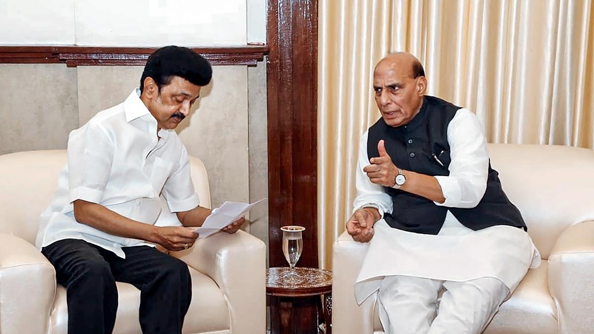 rajnath-singh-spoke-to-stalin-over-common-vice-president-candidate-before-bjp-fielding-cp.-radhakrishnan