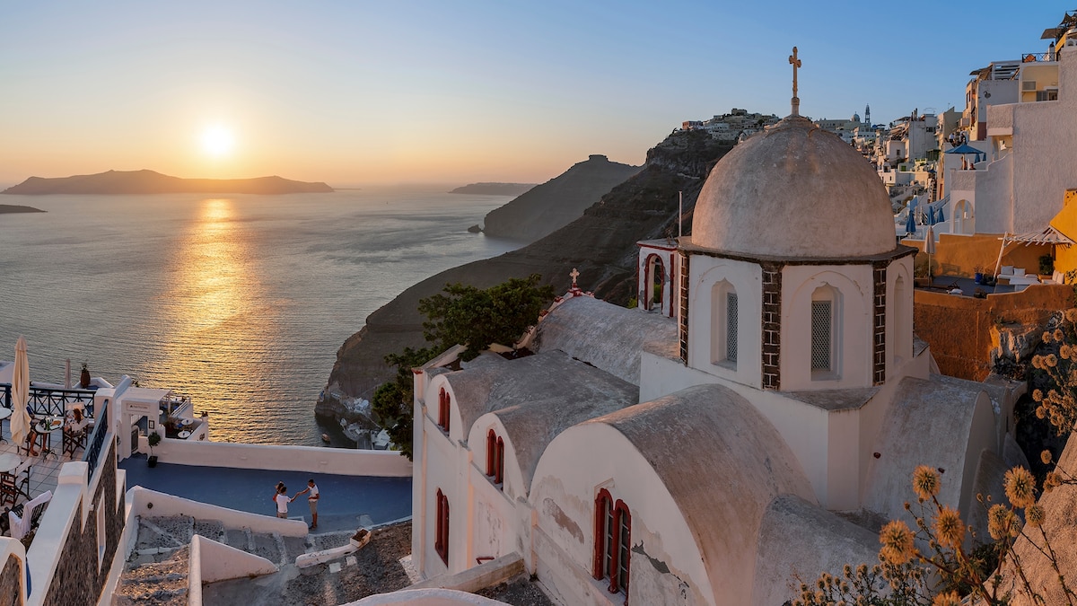 Here’s how to escape the crowds in Santorini