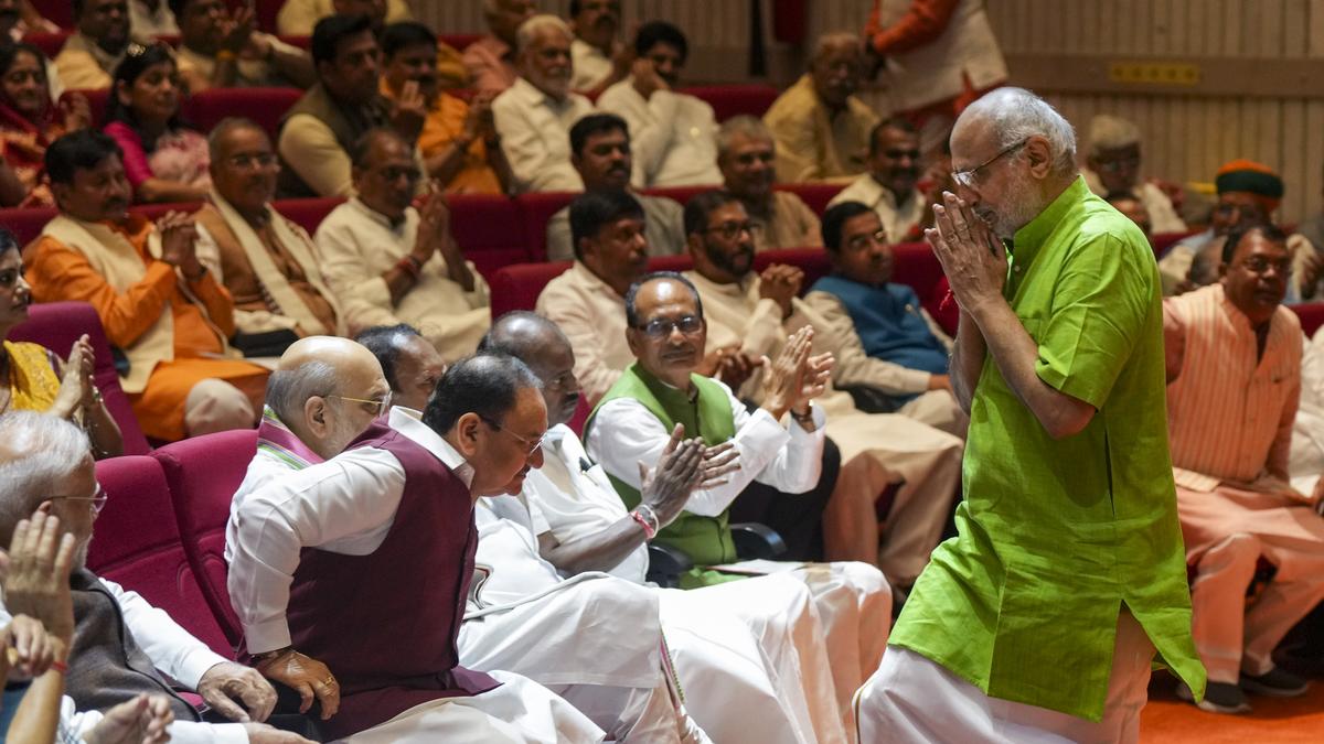 nara-lokesh-leads-tdp-delegation-to-congratulate-nda-vice-presidential-candidate-cp.-radhakrishnan