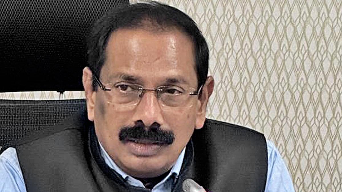 discoms-told-to-be-alert-amid-heavy-rain-forecast-in-ap.