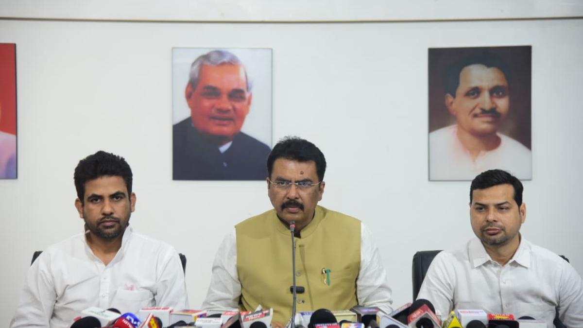 rahul-tejashwi-preparing-stage-to-justify-their-defeat-in-the-upcoming-assembly-election:-bihar-minister-sanjay-saraogi