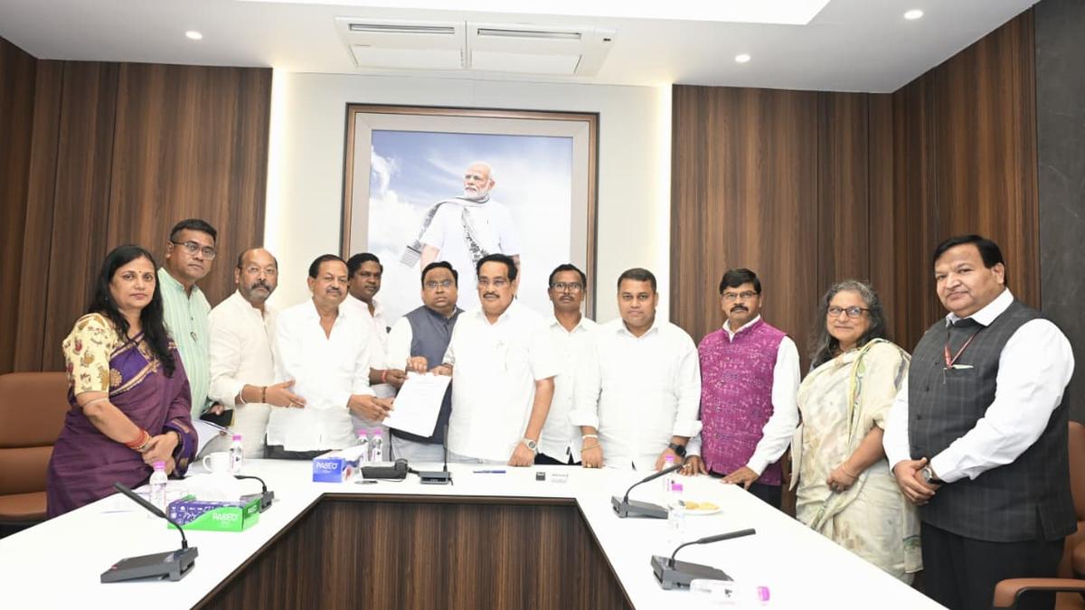 bjd-knocks-door-of-mota-over-polavaram-project-potentially-threatening-tribals-in-odisha