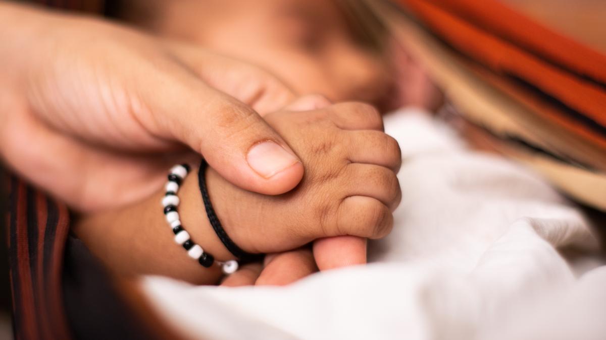 ensure-universal-registration-of-births-and-deaths,-rgi-tells-states