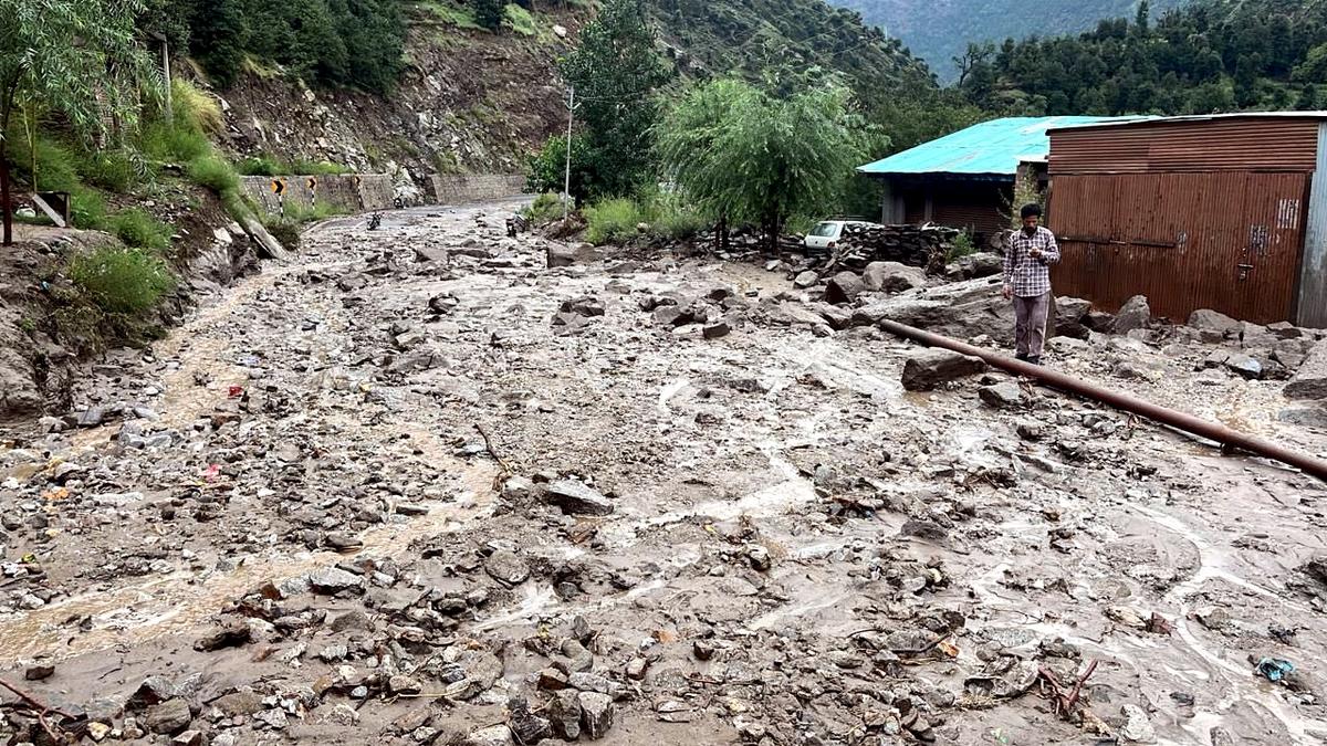 cloudburst-or-glacial-lake-outburst:-j&k-govt.-yet-to-identify-what-caused-kishtwar-nature’s-fury