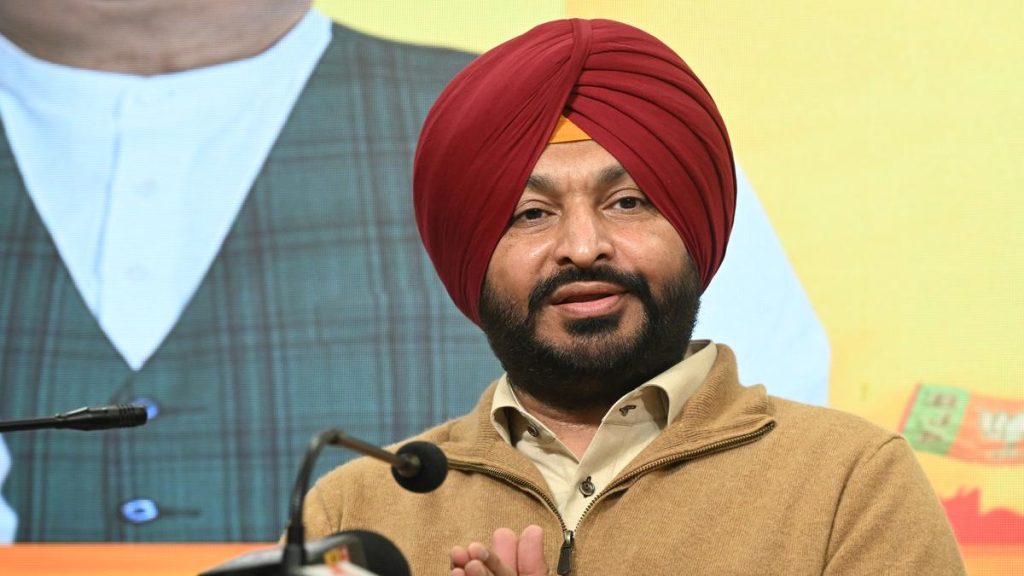 TMC leaders claim aggressive Ravneet Singh Bittu pushed Abu Taher in Lok Sabha