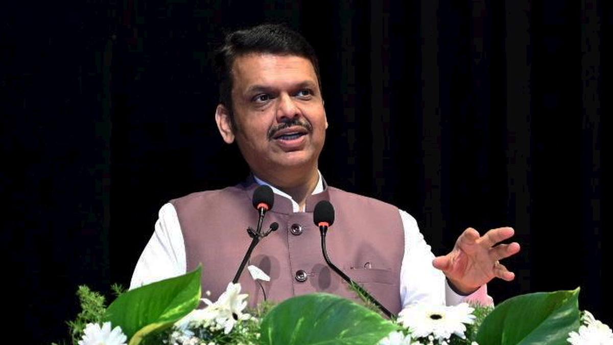 maharashtra-to-register-women-cooperative,-give-government-contracts:-cm-fadnavis