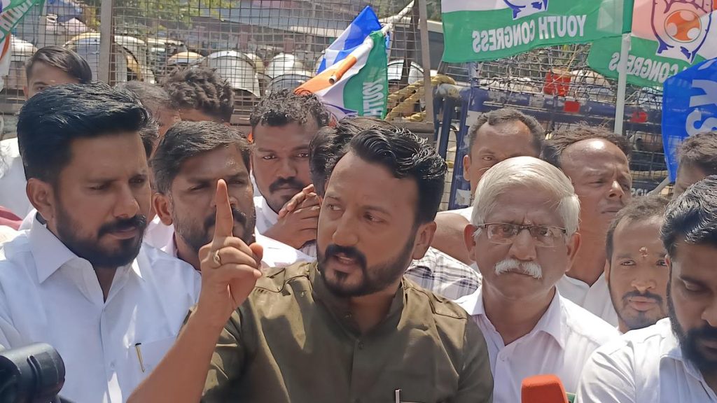 Congress MLA Rahul Mamkootathil Faces Isolation Amid Resignation Speculation