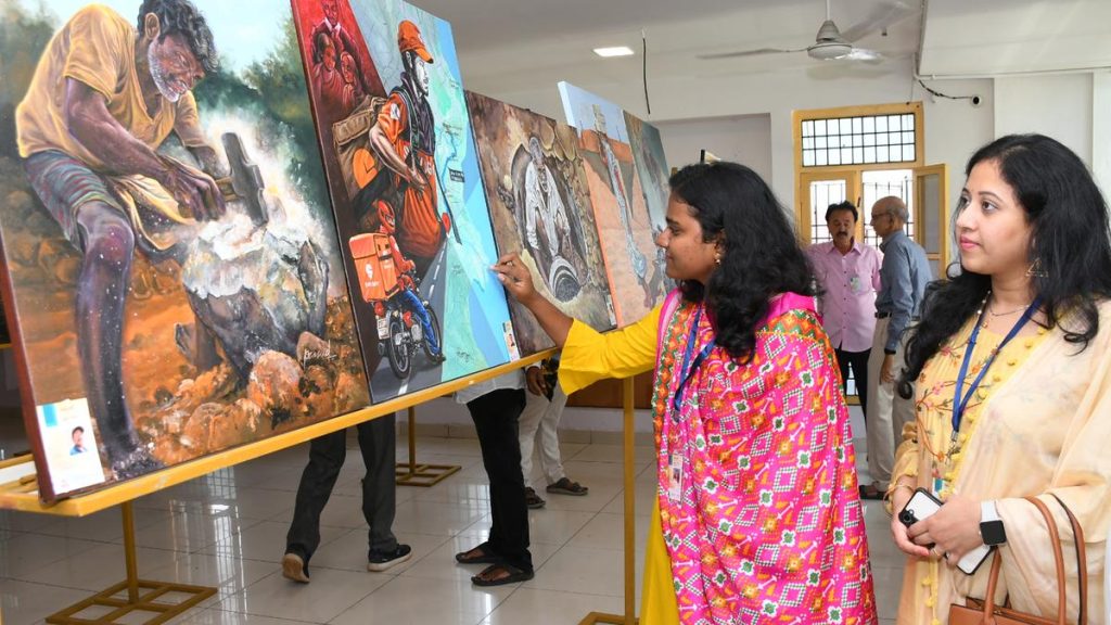 make-your-art-useful-for-society:-cartoonist-sridhar
