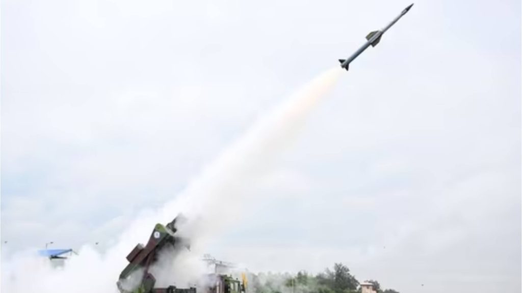 India Successfully Tests Maiden Flight of Integrated Air Defence Weapon System | Watch
