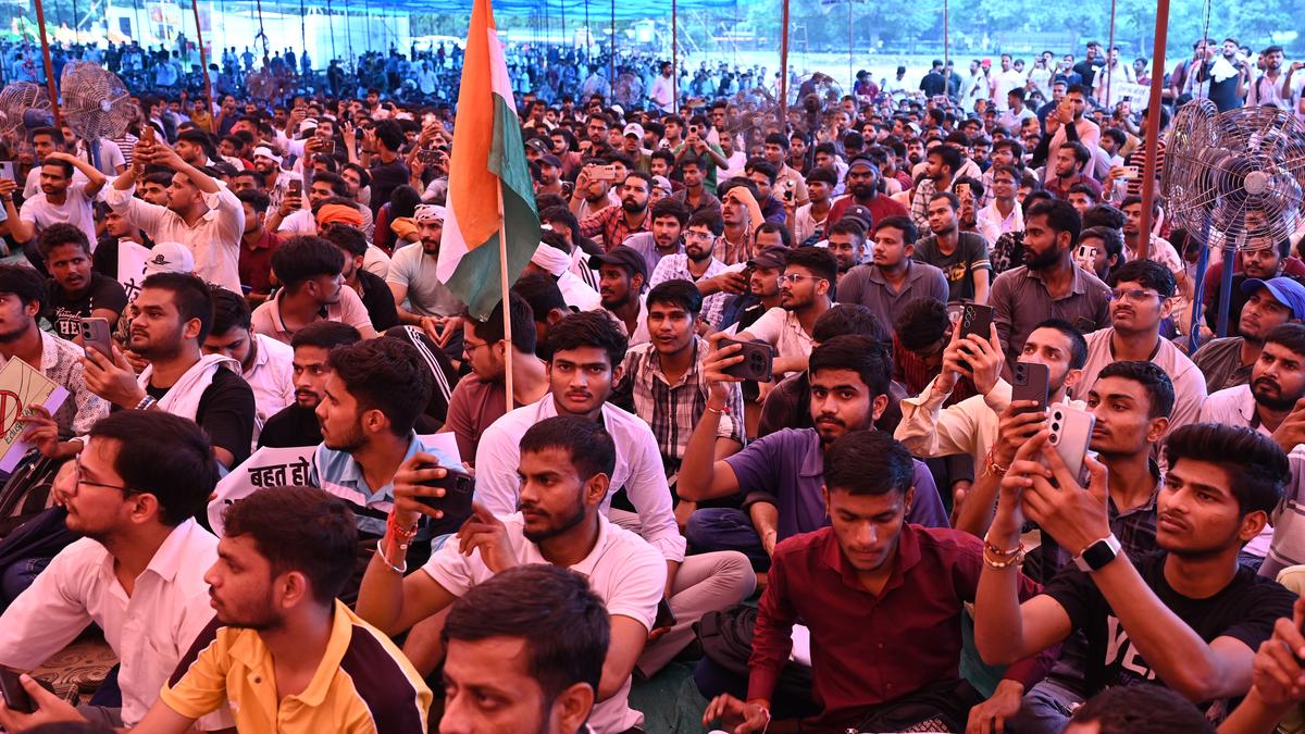 opposition-parties-slam-delhi-police-for-using-force-against-ssc-aspirants;-police-deny-charge