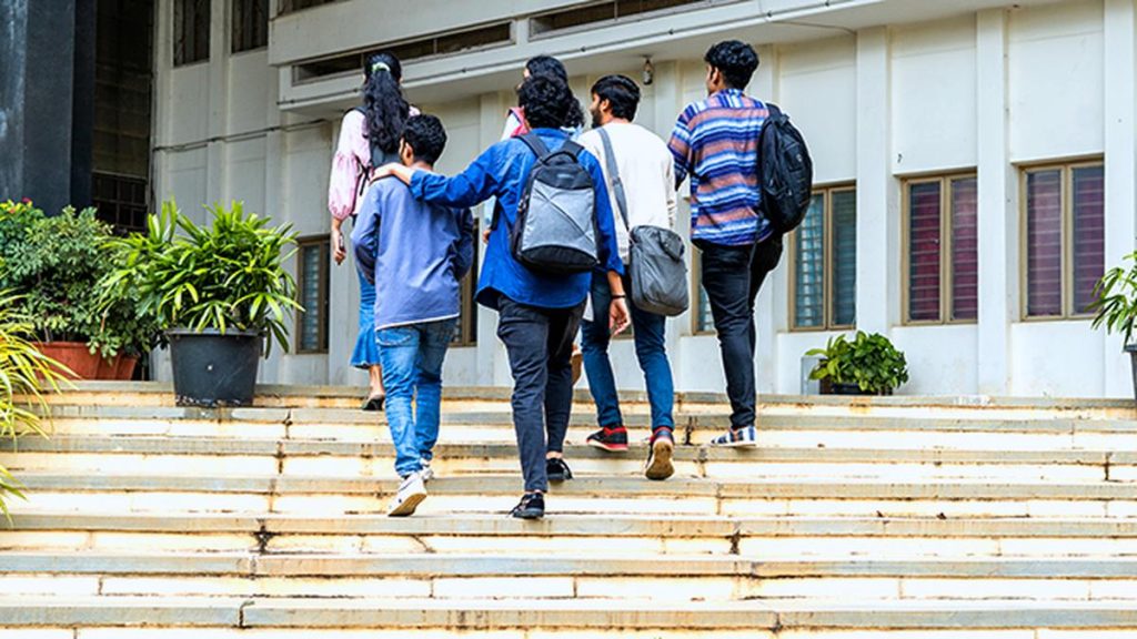 Student Drop Sparks Admission Crisis in West Bengal Colleges