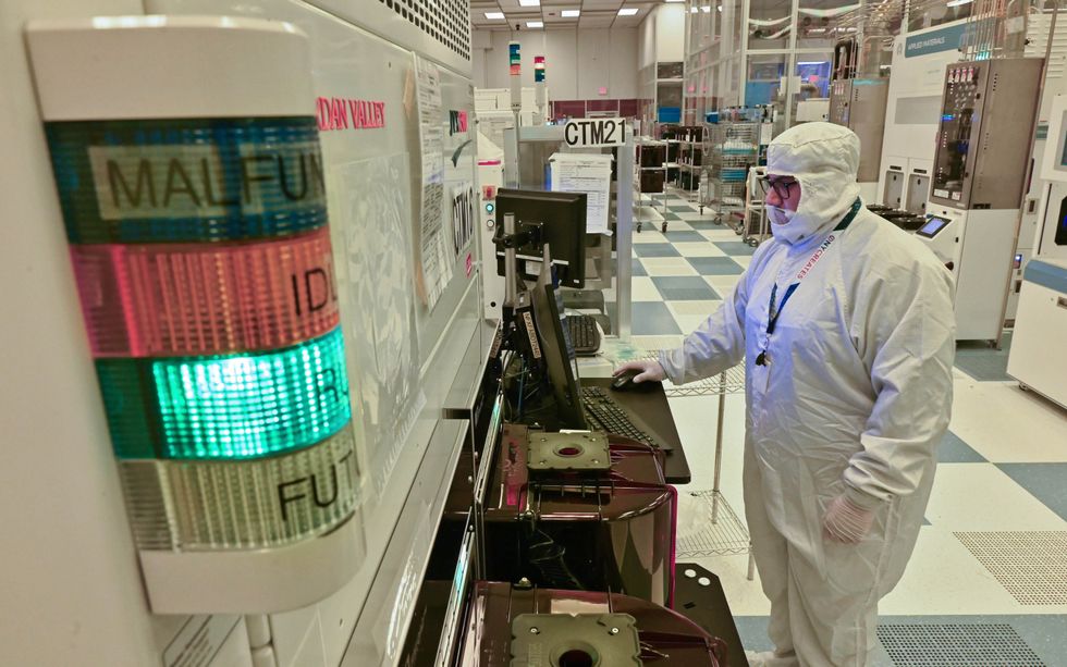 Trump Seeks to Cancel CHIPS Act R&D Organization’s Funds