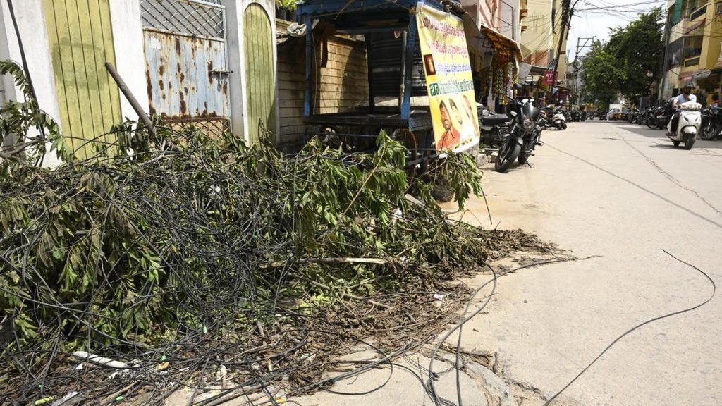 Hyderabad's Cable Cleanup Stalls Amid Disposal Gaps, Operator Pushback