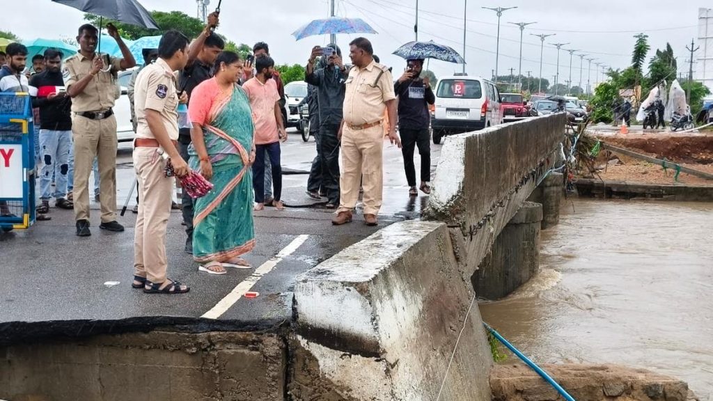 1291 Roads Damaged by Rains in North Telangana