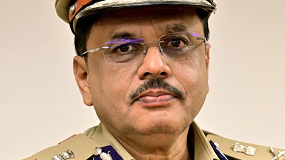 process-underway-to-select-officer-to-head-karnataka-police-force,-government-tells-hc