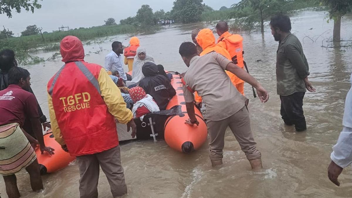 fire-and-sdrf-teams-rescue-over-1,600-people-from-flood-hit-districts