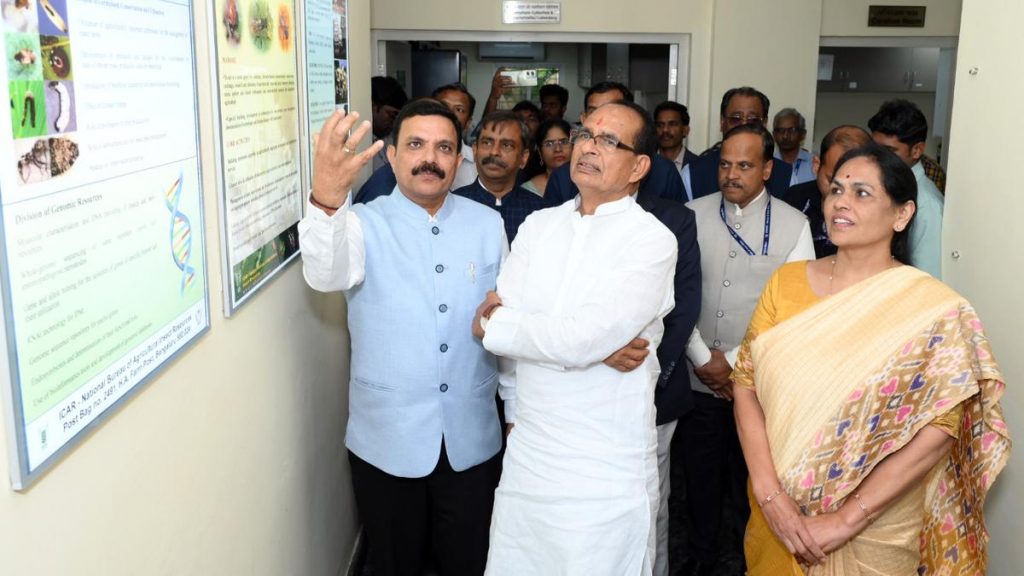 Shivraj Singh Chauhan calls upon scientists to promote effective bio-control means of pest management