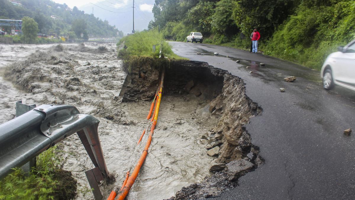 nhai-allocates-₹100-crore-to-repair-kullu-manali-road-damaged-in-flash-floods