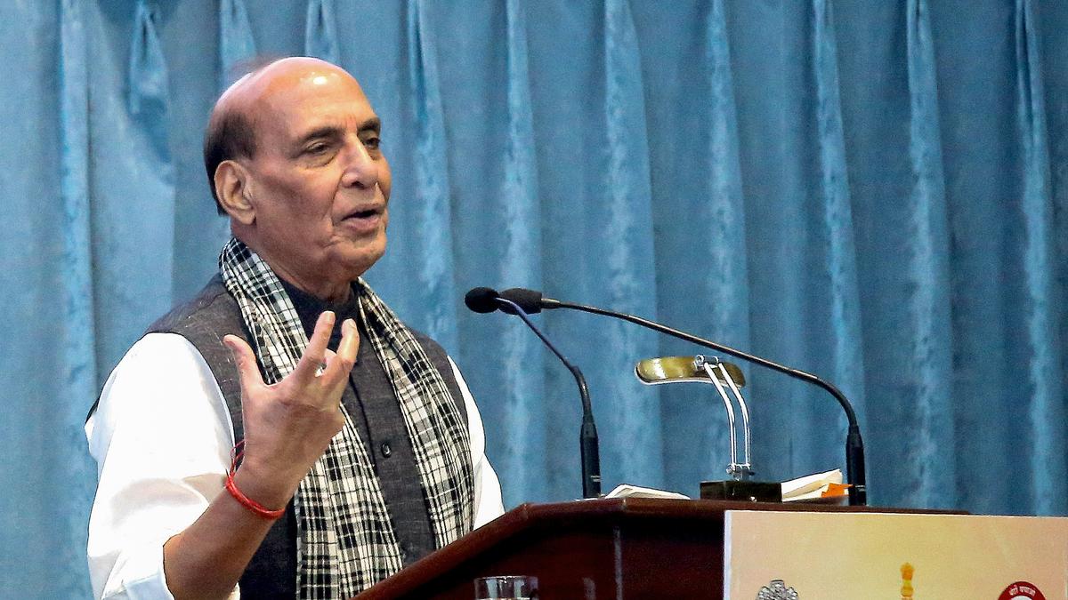 rajnath-dares-rahul-to-detonate-‘atom-bomb-of-evidence’-against-eci