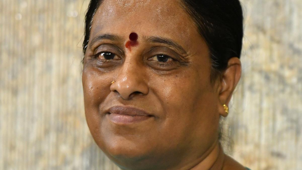 court-directs-police-to-file-criminal-case-against-konda-surekha-in-ktr’s-defamation-case  