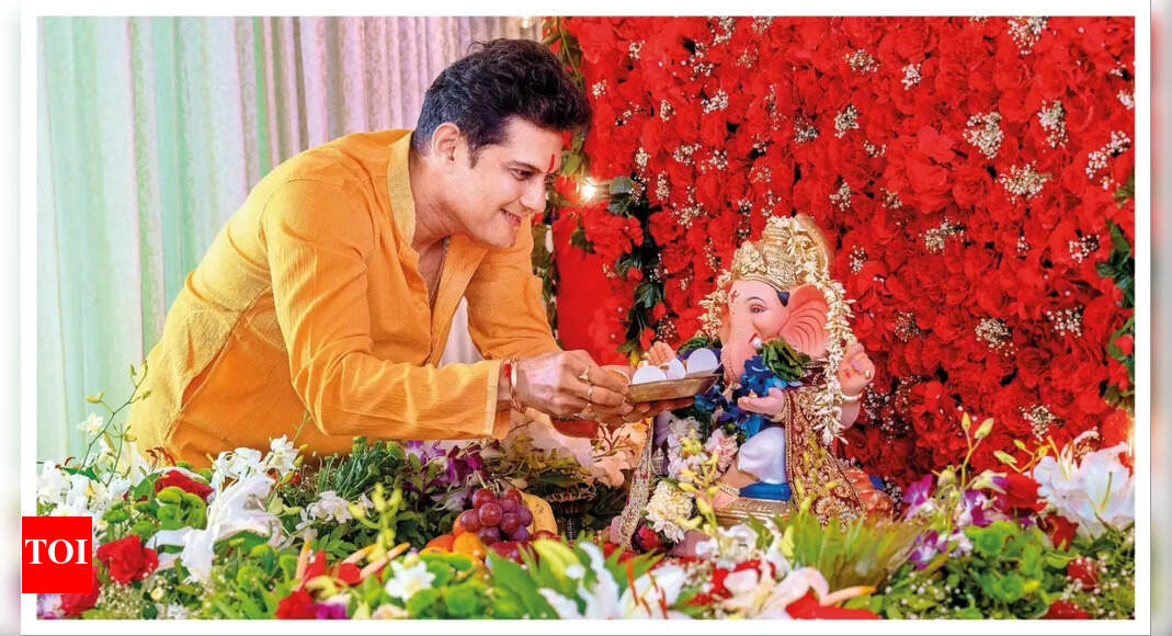 Amar Upadhyay: Bappa is like a friend and guide who listens without judging