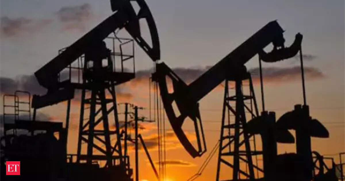 Russian crude discounts widen; India continues purchases despite US pressure