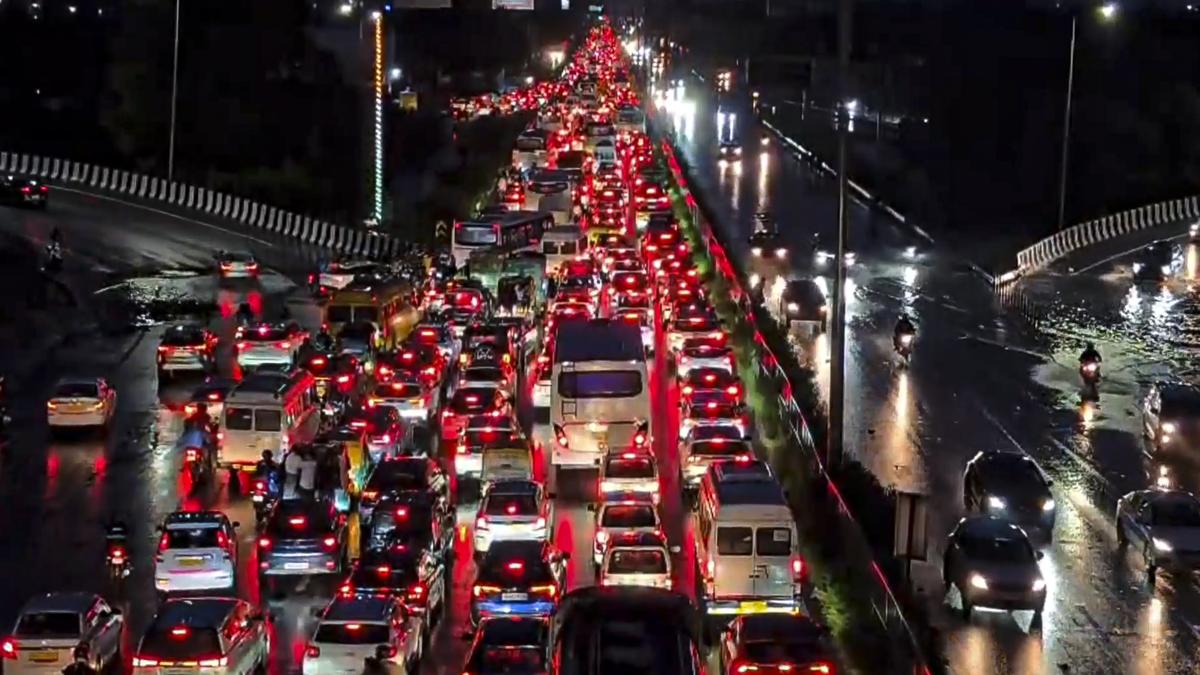 punjab-and-haryana-hc-issues-notice-to-haryana-govt.-over-‘pathetic’ gurugram-roads