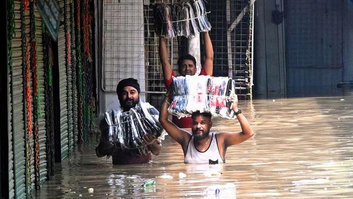 picture-of-the-week:-in-troubled-waters