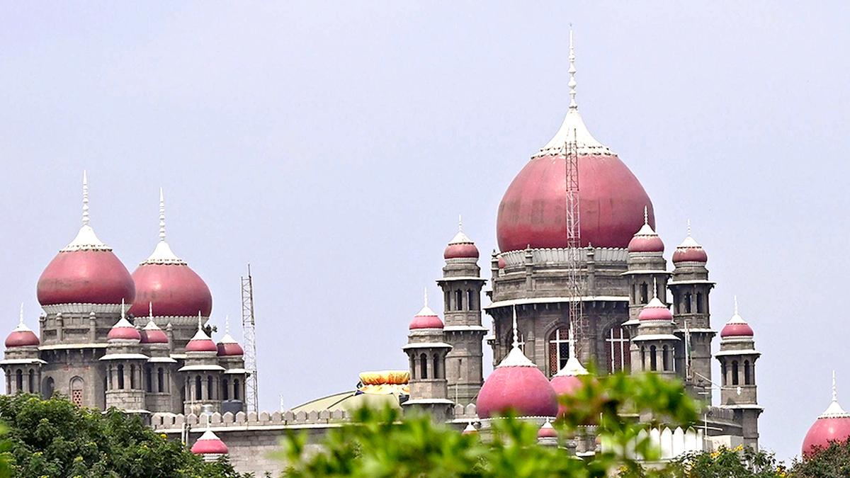telangana-hc-directs-tgpsc-to-re-evaluate-group-i-main-exam-answer-sheets;-hold-exam-again-if-re-evaluation-is-not-completed