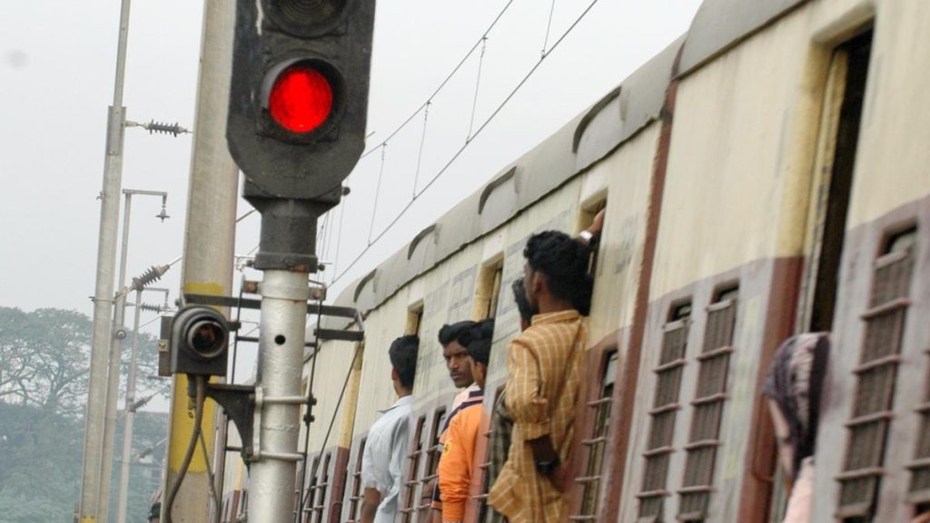 Railways Sound Alert Over Signal Failures Caused by Cable Cuts