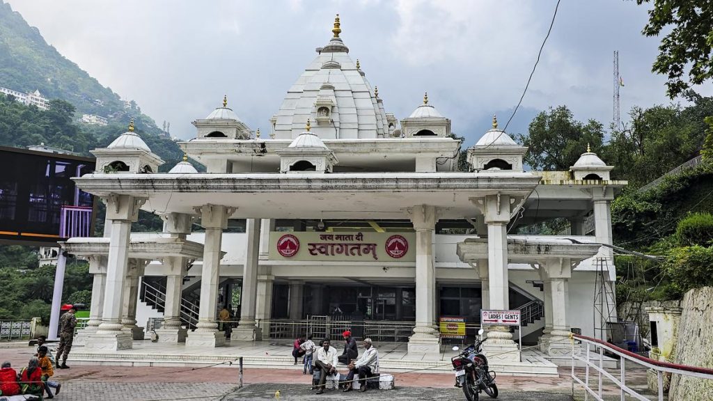 Pilgrims Rally Against Vaishno Devi Yatra Suspension