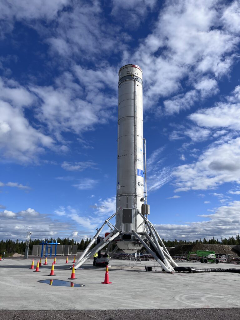 Ariane Themis Reusable Rocket 2025 Prototype Vs SpaceX Grasshopper 2012